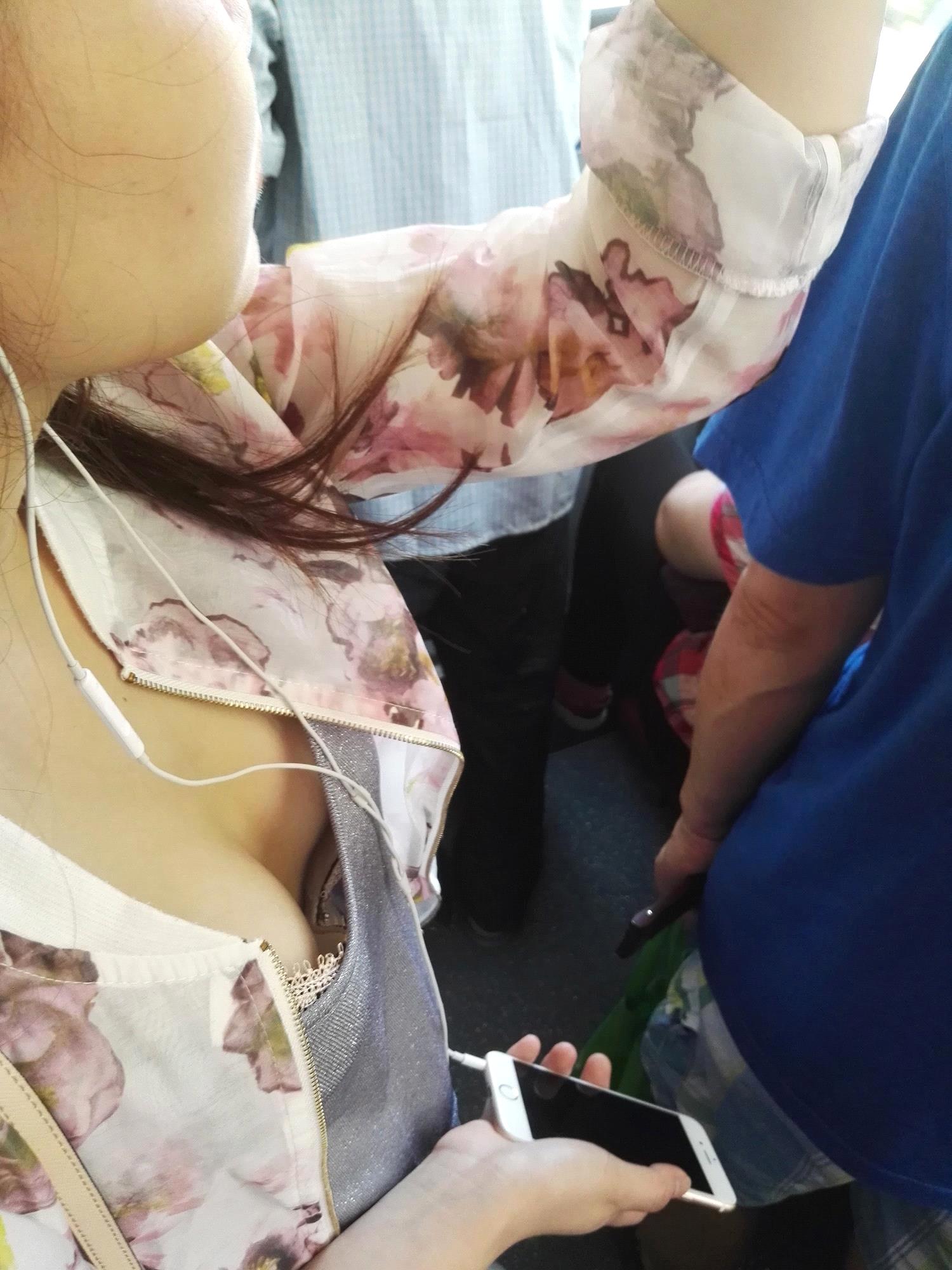 公交车上轮流被c(短片合集)